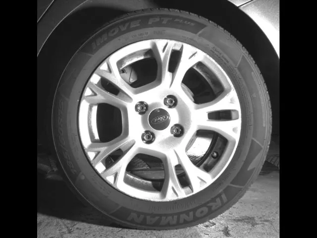 Ford Fiesta photo 11