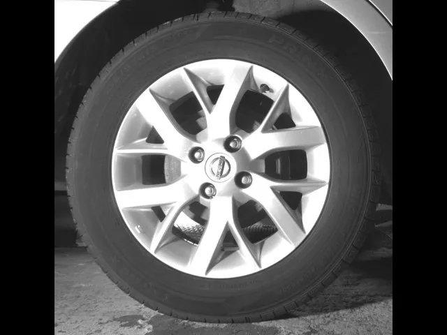 Nissan Versa photo 12