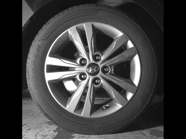 Hyundai Elantra photo 12