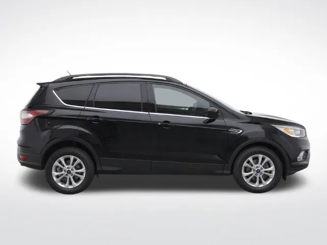 Ford Escape photo 8