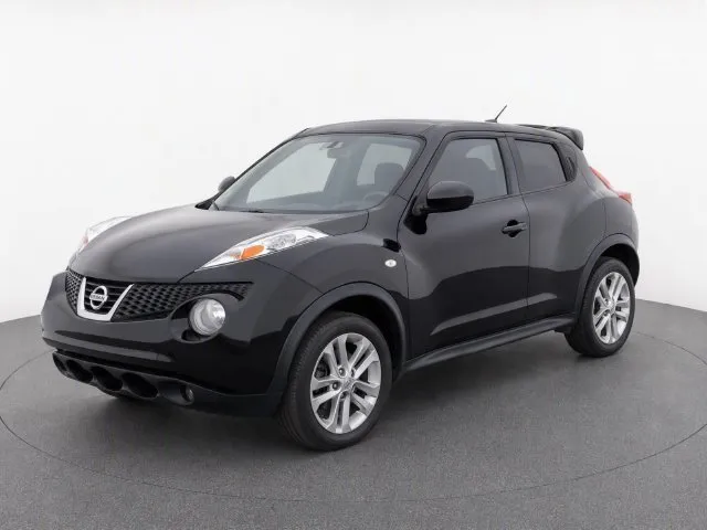 Nissan Juke photo 2