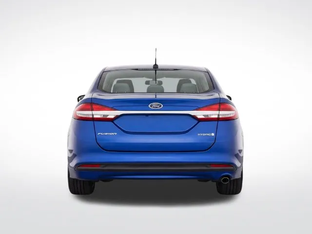 Ford Fusion photo 6