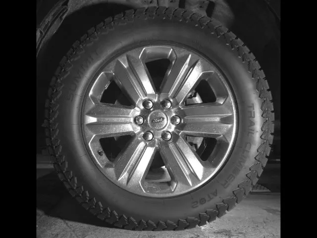 Ford F-150 photo 9
