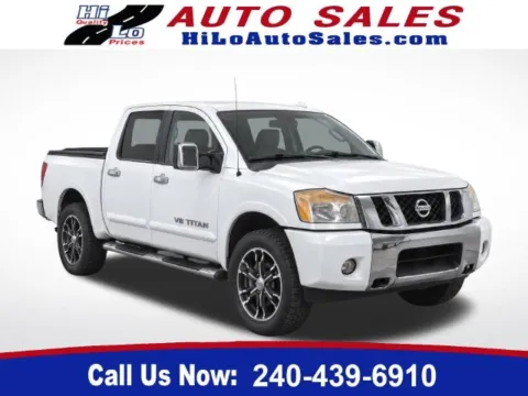 White 2014 Nissan Titan SL for sale in Frederick, MD