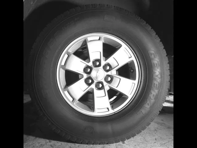 Chevrolet Colorado photo 12