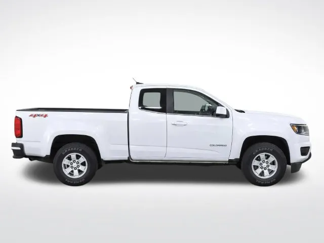 Chevrolet Colorado photo 8