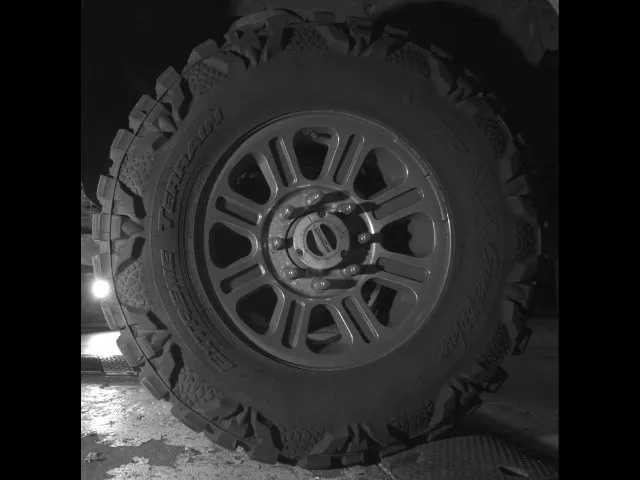Ford F350SD photo 11