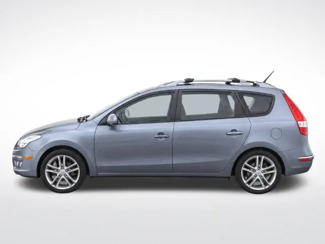 Hyundai Elantra Touring photo 7