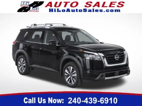 Black 2023 Nissan Pathfinder SL for sale in Frederick, MD