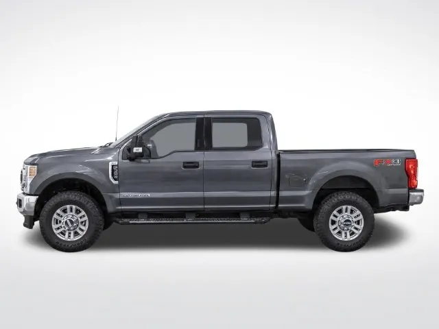 2018 Ford F-350SD XLT photo 6
