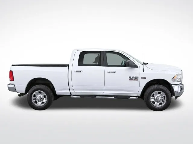 2014 Ram 2500 SLT photo 8