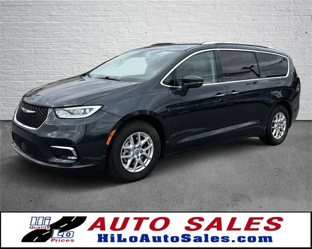 2021 Chrysler Pacifica Touring L for sale in Frederick, MD