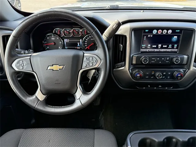 2017 Chevrolet Silverado 1500 LT photo 22