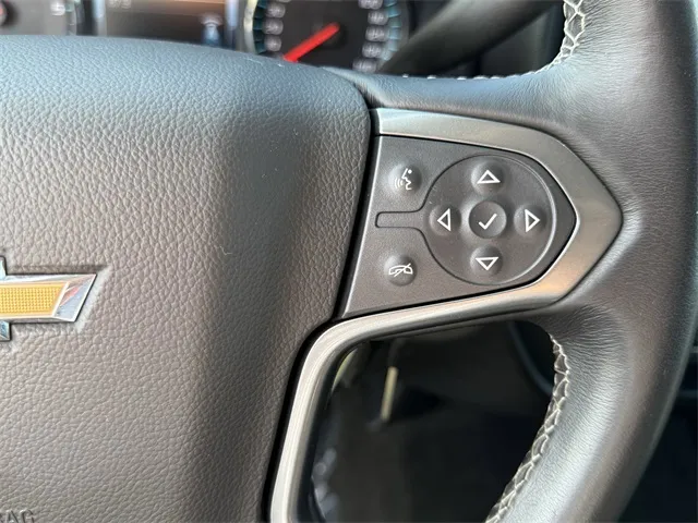2017 Chevrolet Silverado 1500 LT photo 24