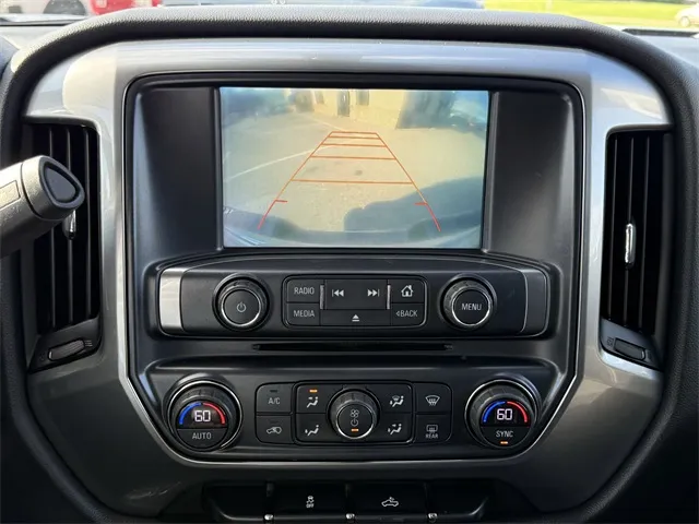 2017 Chevrolet Silverado 1500 LT photo 25