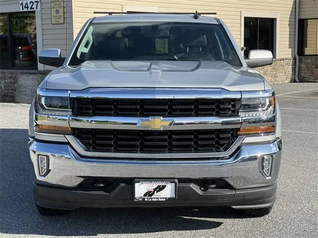 2017 Chevrolet Silverado 1500 LT photo 12