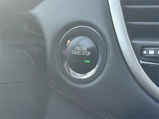 2020 Chevrolet Trax LT photo 8