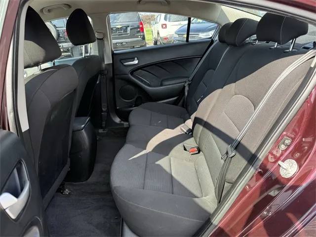2018 Kia Forte LX Base photo 20