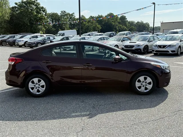 2018 Kia Forte LX Base photo 18