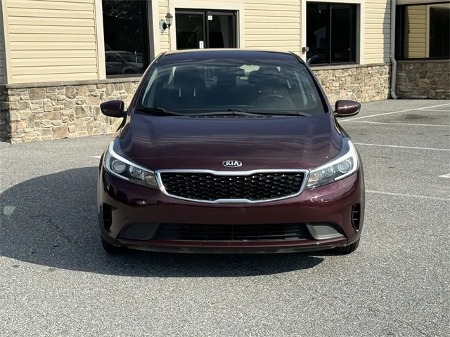 2018 Kia Forte LX Base photo 11