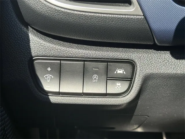 2021 Kia Seltos S photo 6