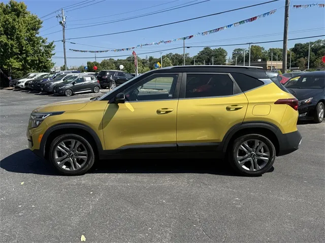 2021 Kia Seltos S photo 9