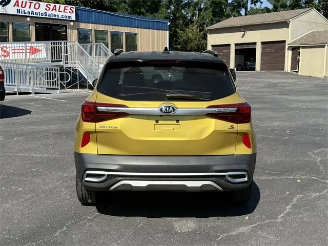 2021 Kia Seltos S photo 2