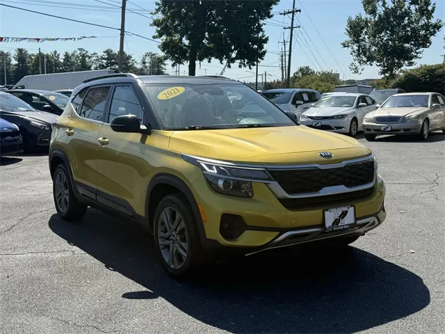 2021 Kia Seltos S photo 3