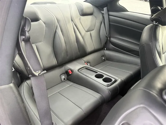 2017 Infiniti Q60 3.0t Premium photo 4