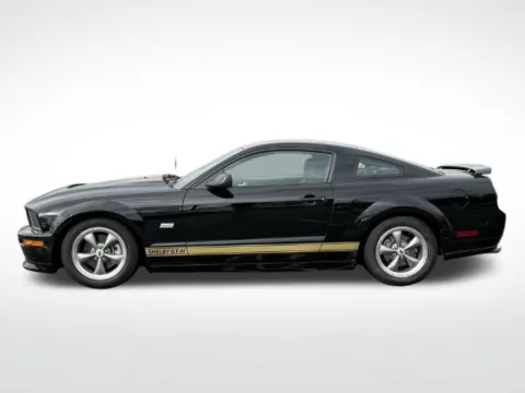 Photos of 2006 Ford Mustang GT Premium for sale in Frederick, MD at Hi Lo Auto Sales