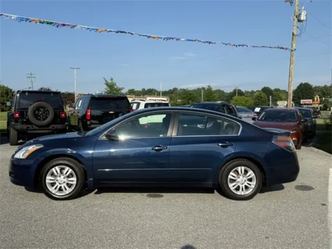 Photos of 2011 Nissan Altima 2.5 S for sale in Frederick, MD at Hi Lo Auto Sales - Frederick - Route 40