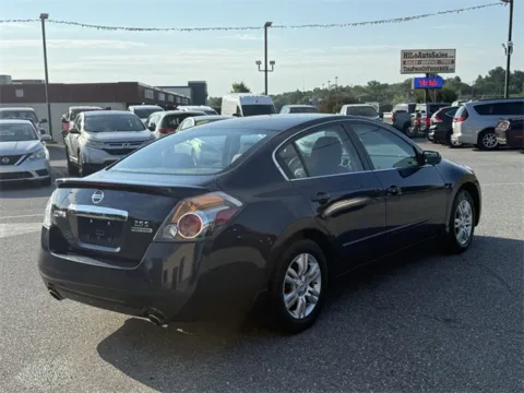 More photos of 2011 Nissan Altima 2.5 S at Hi Lo Auto Sales - Frederick - Route 40, MD