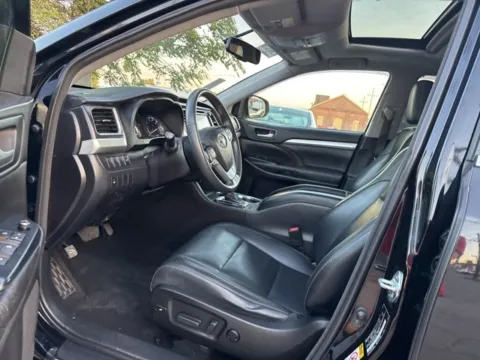 Another view of 2016 Toyota Highlander XLE V6 for sale in Frederick, MD at Hi Lo Auto Sales - Frederick - Route 40
