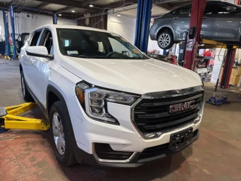 White 2022 GMC Terrain SLE for sale in Frederick, MD