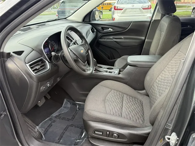 2021 Chevrolet Equinox LT photo 5