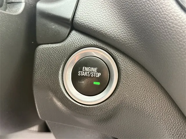 2021 Chevrolet Equinox LT photo 24