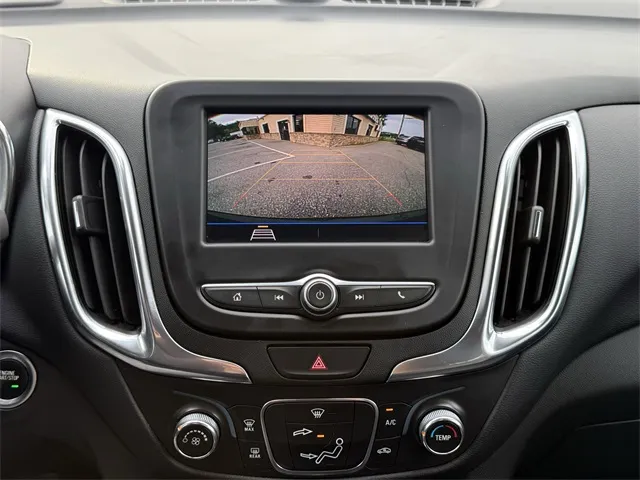 2021 Chevrolet Equinox LT photo 25
