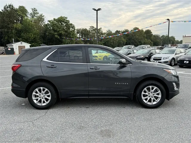 2021 Chevrolet Equinox LT photo 19