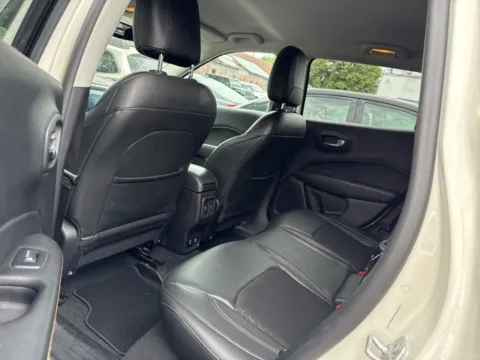 Photos of 2018 Jeep Compass Latitude for sale in Frederick, MD at Hi Lo Auto Sales - Frederick - Route 40