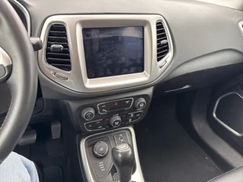 More photos of 2018 Jeep Compass Latitude at Hi Lo Auto Sales - Frederick - Route 40, MD