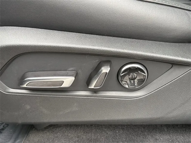2024 Acura MDX SH-AWD Technology photo 24