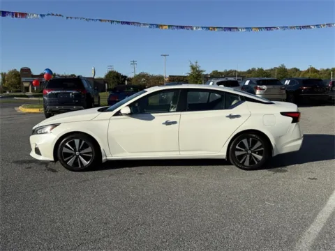 Photos of 2021 Nissan Altima 2.5 SV for sale in Frederick, MD at Hi Lo Auto Sales - Frederick - Route 40