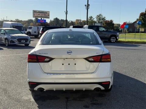 More photos of 2021 Nissan Altima 2.5 SV at Hi Lo Auto Sales - Frederick - Route 40, MD