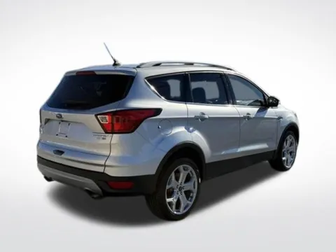 More photos of 2019 Ford Escape Titanium at Hi Lo Auto Sales, MD
