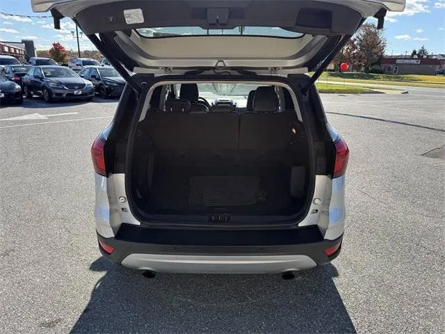 2019 Ford Escape Titanium - Photo 11