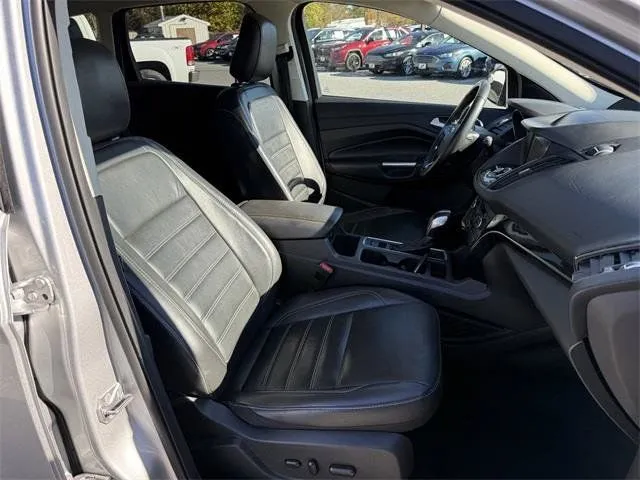 2019 Ford Escape Titanium - Photo 9