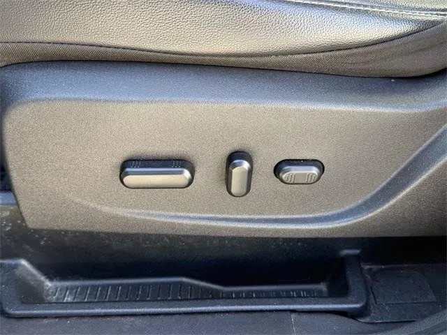 2019 Ford Escape Titanium - Photo 17
