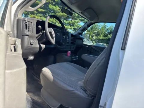 Photos of 2016 Chevrolet Express 3500 Work Van for sale in Frederick, MD at Hi Lo Auto Sales - Frederick - Route 40