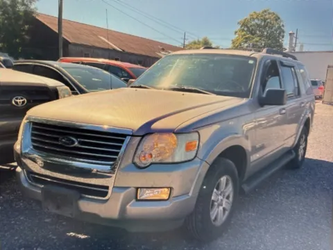 Gold 2008 Ford Explorer XLT for sale in Frederick, MD