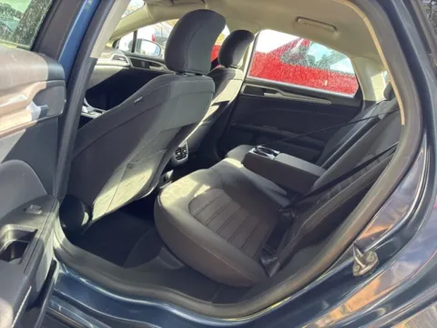 Photos of 2019 Ford Fusion SE for sale in Frederick, MD at Hi Lo Auto Sales - Frederick - Route 40